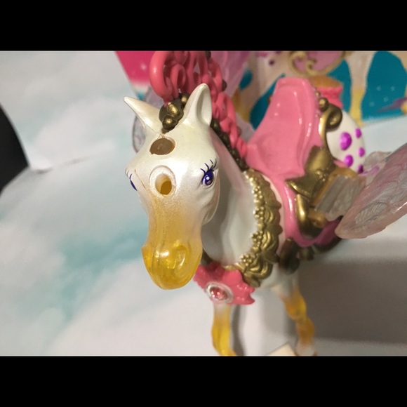 PRINCESS GWENEVERE & THE JEWEL RIDERS UNICORN -BOX - Picture 14 of 16